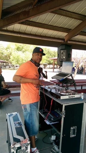 Gallery photo 3 of Dj dubb