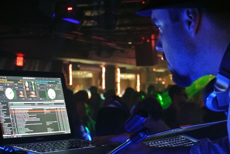 Gallery photo 6 of DJ Eddie Everything