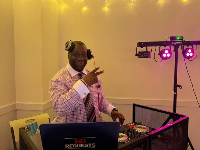 Gallery photo 9 of DJ Eddie Kane