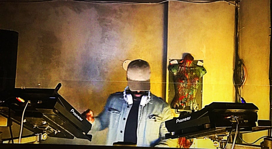 Gallery photo 4 of DJ eh