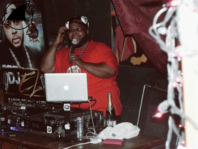 Gallery photo 6 of DJ EL The Conductor