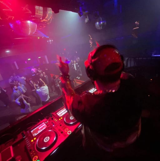 Gallery photo 2 of DJ Elevate