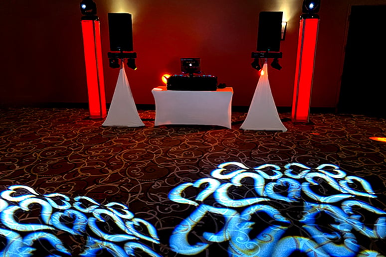 Gallery photo 8 of Elite Event DJ Services