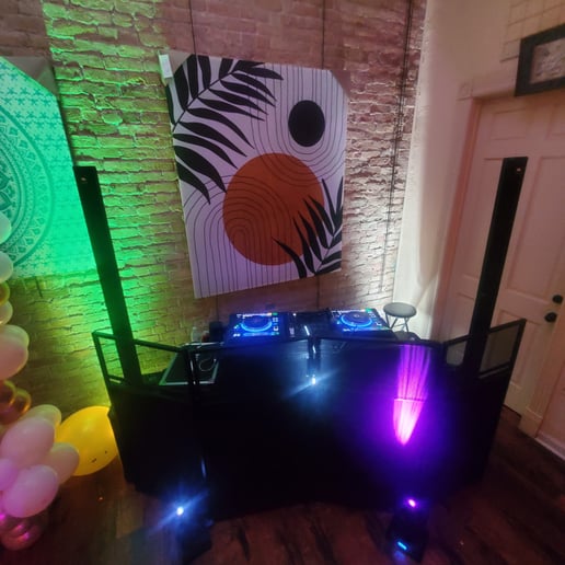 Gallery photo 2 of DJ enCore