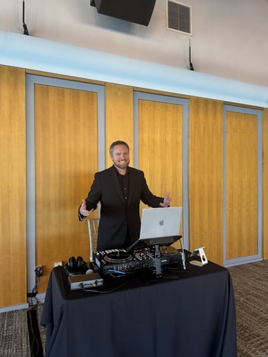 Gallery photo 4 of DJ Erik