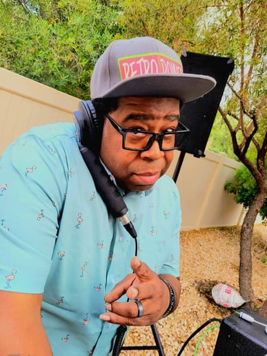 Gallery photo 21 of Dj Famous Kid
