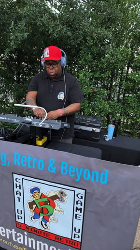 Gallery photo 23 of Dj Famous Kid