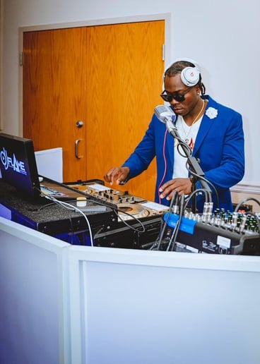 Gallery photo 3 of DJ Flame