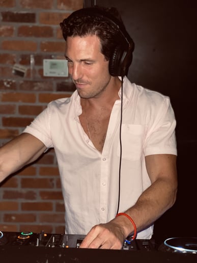 Gallery photo 6 of DJ for Bars/Clubs Pop-Ups & Brand Events