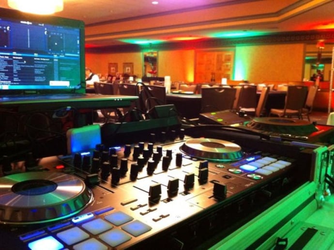 Gallery photo 29 of DJ Freddy B