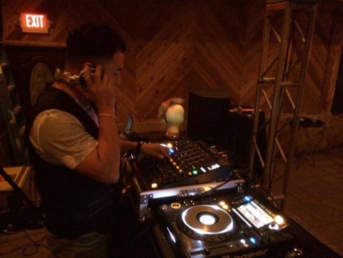 Gallery photo 20 of DJ Freddy B