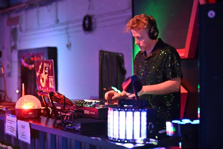 Gallery photo 1 of DJ FunkyBeak