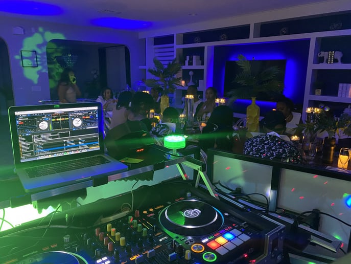 Gallery photo 17 of Dj Genolexis