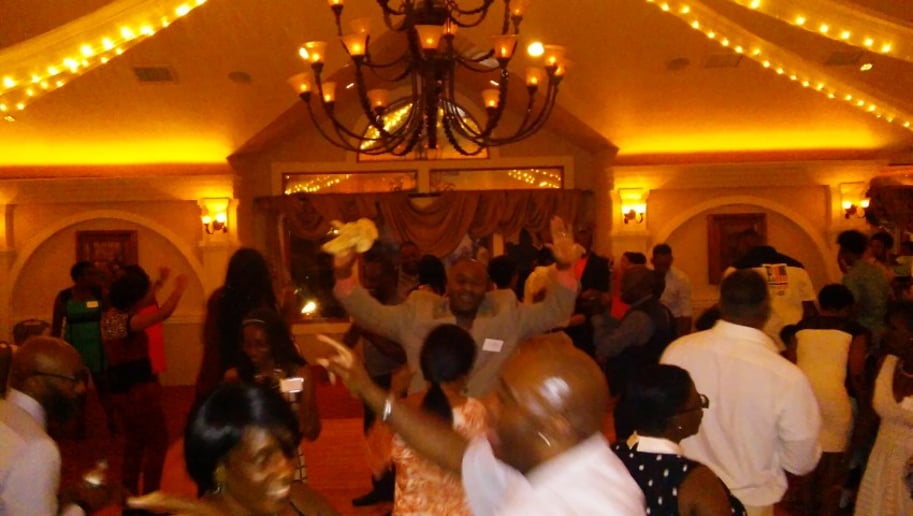 Gallery photo 2 of DJ Getreal