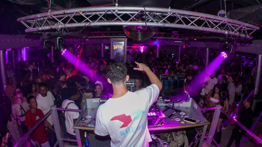 Gallery photo 10 of DJ Gian Maselli