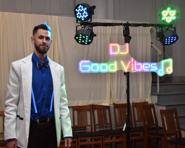 Gallery photo 9 of DJ Good Vibes