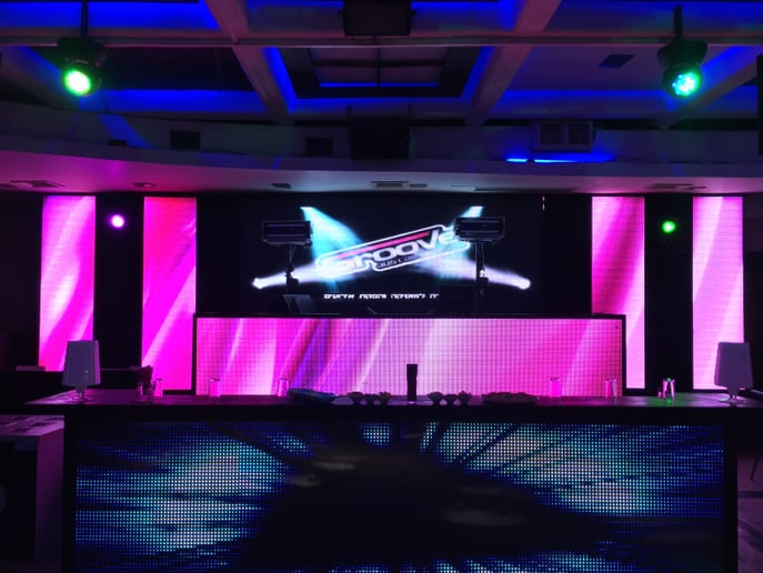 Gallery photo 5 of DJ Groove (il)
