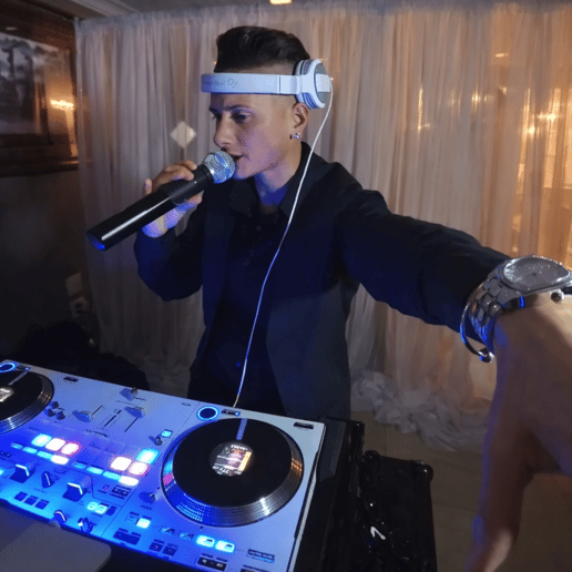 Gallery photo 2 of DJ Gucci