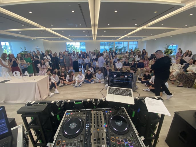 Gallery photo 3 of  Dj Zucaro