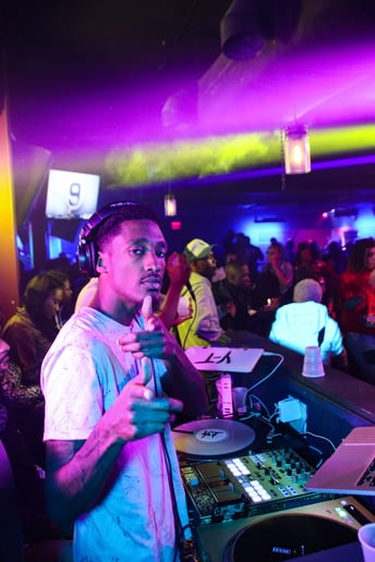 Gallery photo 4 of DJ Hef