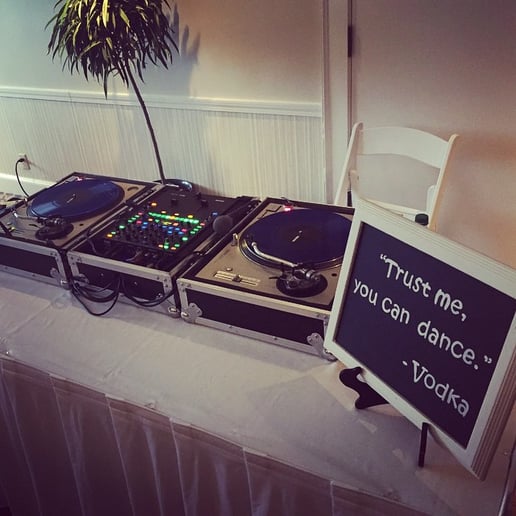 Gallery photo 1 of DJ Holtie