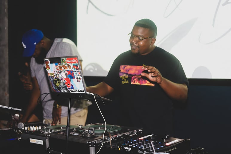 Gallery photo 3 of DJ Honest Ave