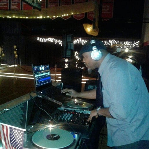 Gallery photo 4 of DJ Hot Nezz