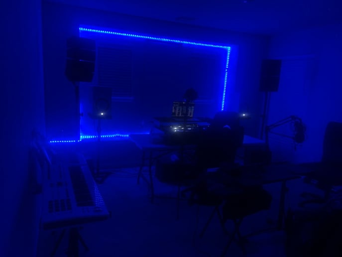 Gallery photo 8 of DJ Moonlight Star