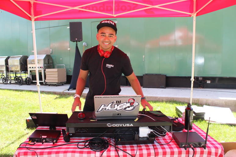 Gallery photo 6 of DJ Hugo