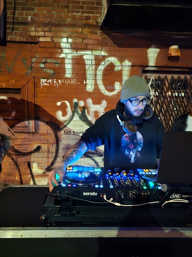 Gallery photo 2 of DJ Illumidomi