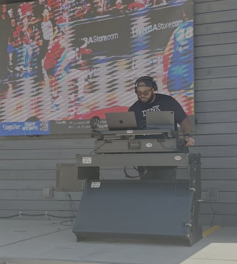 Gallery photo 2 of DJ Inev