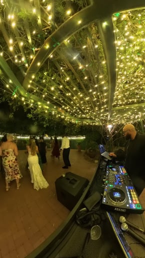 Gallery photo 1 of DJ Inev