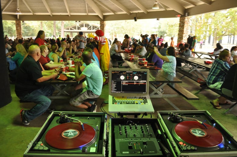 Gallery photo 9 of DJ Infinite