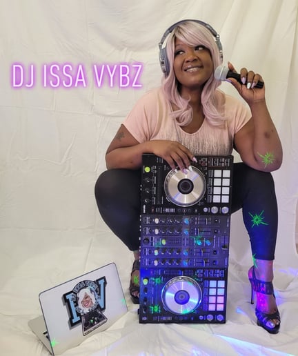 Gallery photo 6 of DJ Issa Vybz Aka Storm