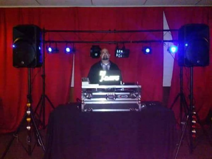 Gallery photo 3 of DJ J-Dawg
