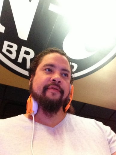 Gallery photo 2 of Dj J2o
