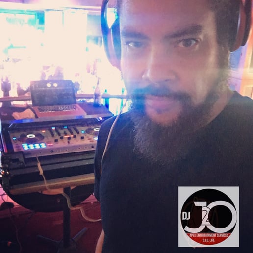 Gallery photo 4 of Dj J2o