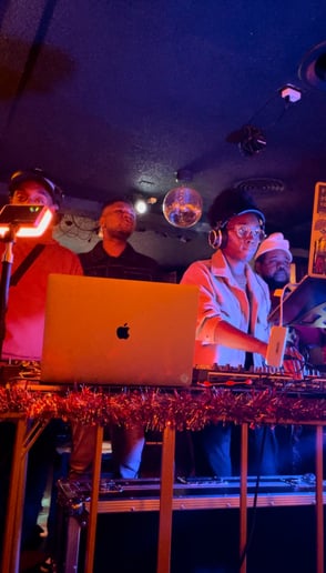 Gallery photo 1 of DJ J Carbon