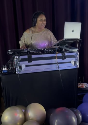 Gallery photo 6 of DJ Jalesa D