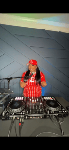 Gallery photo 9 of DJ Jalesa D