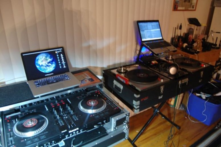 Gallery photo 2 of Dj Jazzy
