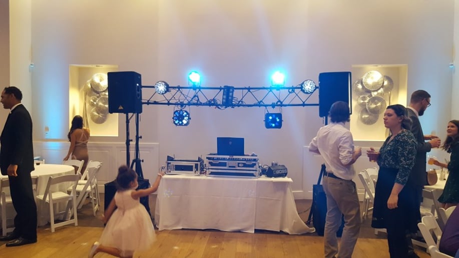 Gallery photo 10 of DJ Jeckyll