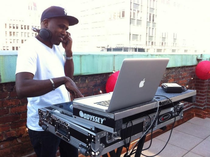 Gallery photo 2 of Dj Johnny Encore