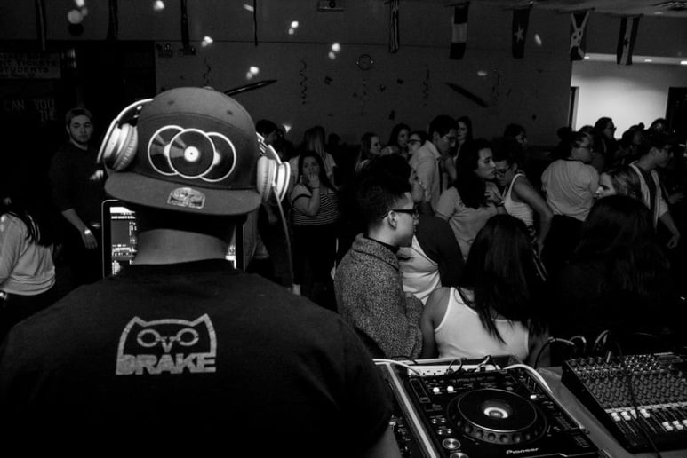Gallery photo 4 of Dj Jon