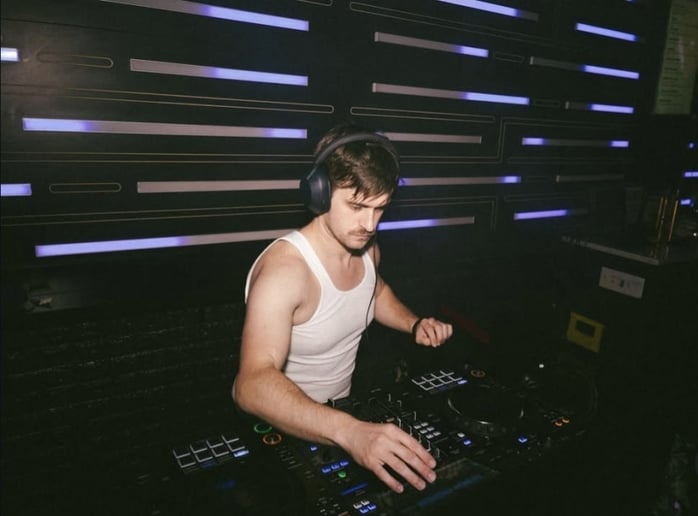 Gallery photo 3 of DJ Joshy D