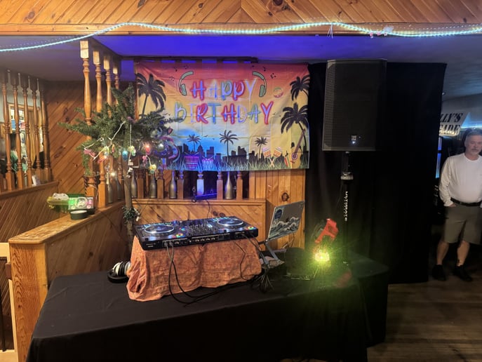 Gallery photo 3 of DJ Juice