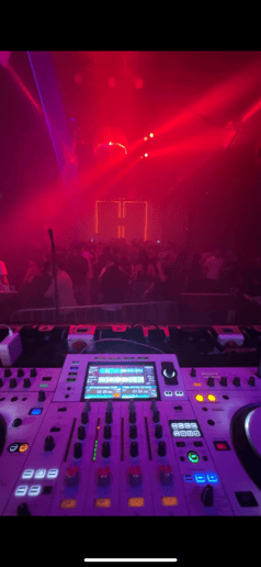 Gallery photo 5 of DJ Justin