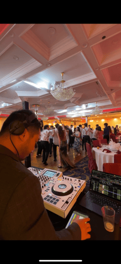 Gallery photo 7 of DJ Justin