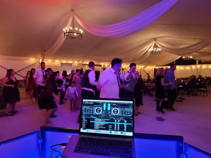 Gallery photo 1 of DJ Justino Wedding/Entertainment Expert