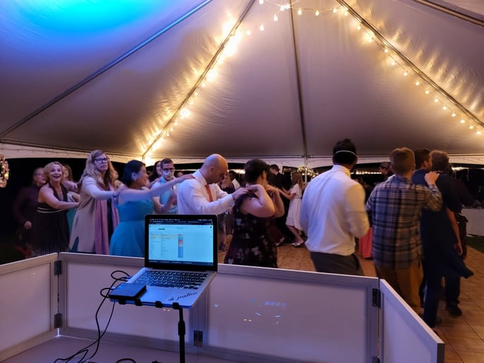Gallery photo 3 of DJ Justino Wedding/Entertainment Expert